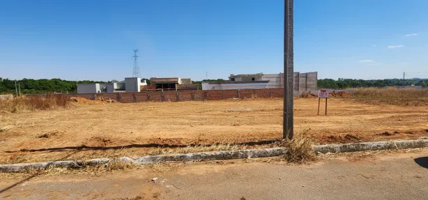 Lote/Terreno à venda, 900m² no Centro-Sul, Sorriso