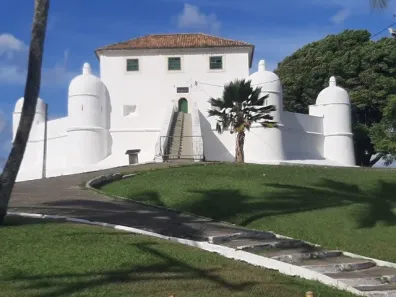 Apartamento com 1 Quarto para alugar, 31m² no Monte Serrat, Salvador