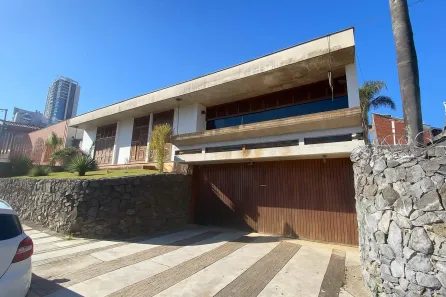 Imóvel Comercial com 4 Quartos para alugar, 437m² no Jardim Faculdade, Sorocaba