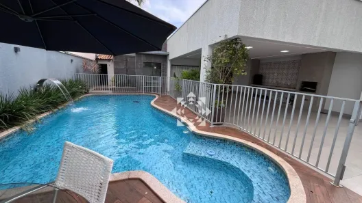 Casa com 3 Quartos à venda, 320m² no Plano Diretor Sul, Palmas
