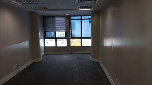 Sala Comercial para alugar, 182m² no Centro, Rio de Janeiro