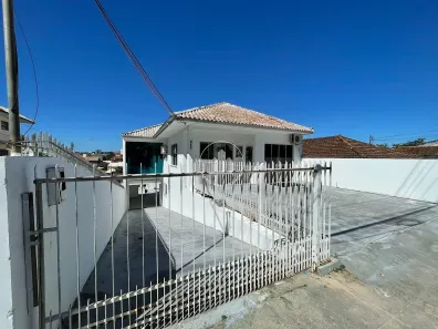 Casa com 3 Quartos à venda, 360m² no Barreiros, São José