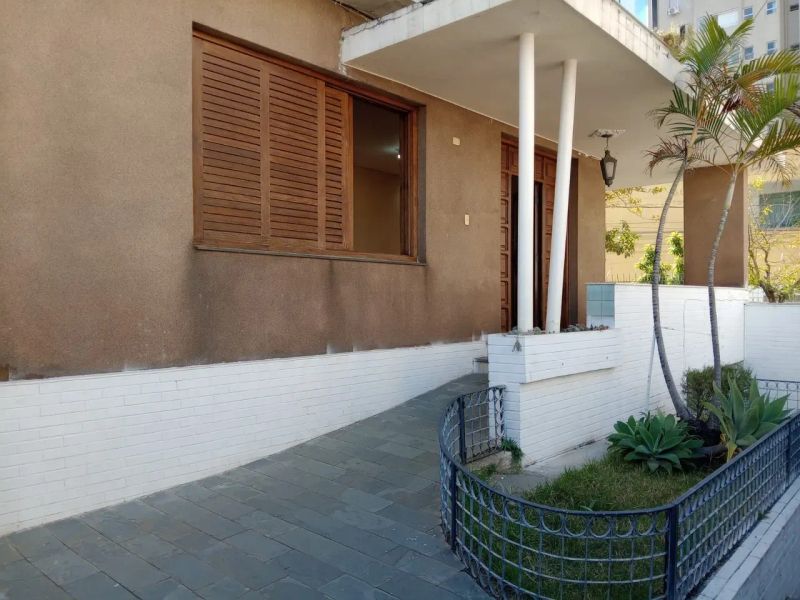 Casa com 3 quartos — Padre Eustáquio, Belo Horizonte