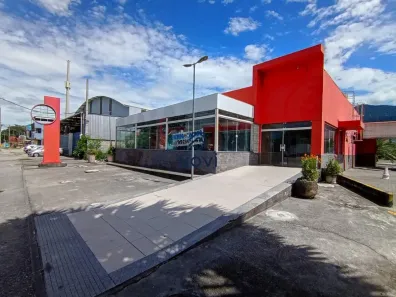 Galpão/Depósito/Armazém para alugar, 400m² no Bangu, Rio de Janeiro