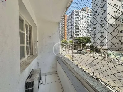 Kitnet com 1 Quarto à venda, 45m² no Gonzaga, Santos