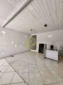 Ponto Comercial para alugar, 32m² no Centro, Araruama