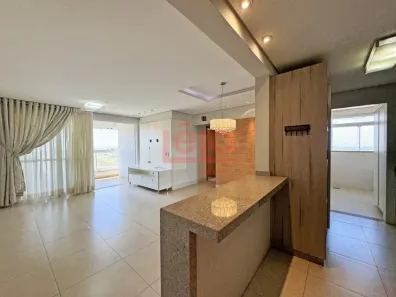 Apartamento com 2 Quartos para alugar, 90m² no Vila Marumby, Maringá