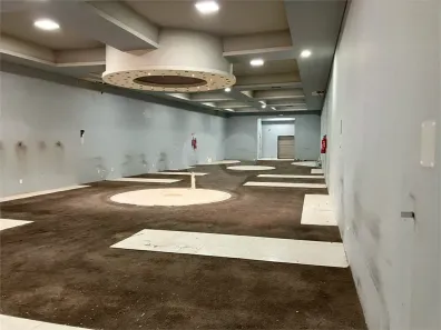 Ponto Comercial para alugar, 343m² no Liberdade, São Paulo