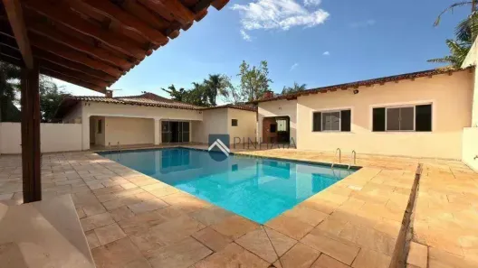 Casa de Condomínio com 3 Quartos para venda ou aluguel, 400m² no Marambaia, Vinhedo