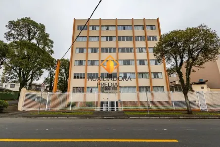 Apartamento com 3 Quartos para alugar, 90m² no Novo Mundo, Curitiba