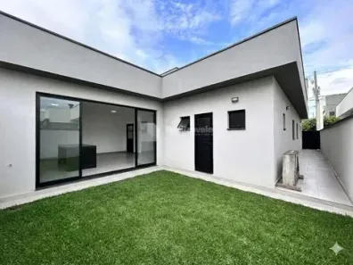 Casa com 3 Quartos para alugar, 187m² no Piracangaguá, Taubaté