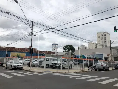 Lote/Terreno para alugar, 800m² no Centro, Marília