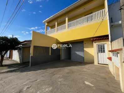 Casa com 3 Quartos para alugar, 180m² no Vila Molon, Americana
