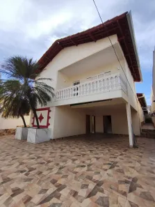 Casa com 5 Quartos à venda, 250m² no Setor Norte Ferroviário, Goiânia