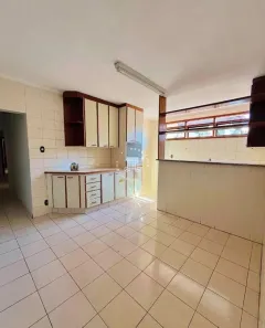 Sobrado com 3 Quartos à venda, 234m² no Jardim Martins, Jundiaí