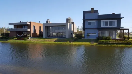 Casa de Condomínio com 4 Quartos à venda, 285m² no XANGRI-LÁ, Xangri-lá