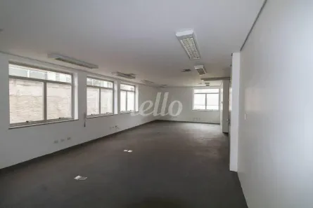 Sala Comercial para alugar, 73m² no Vila Madalena, São Paulo