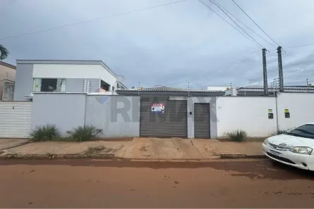 Casa com 2 Quartos à venda, 146m² no Conjunto Urbanístico, Araguaína