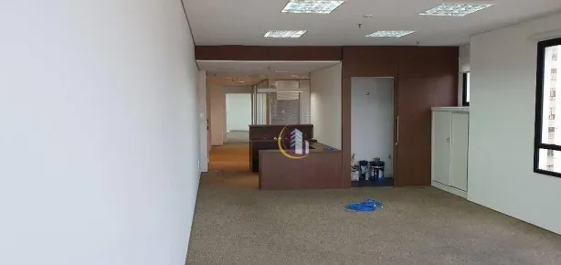 Sala Comercial para alugar, 163m² no Alphaville Industrial, Barueri