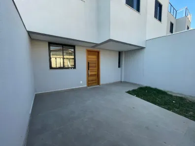 Casa com 3 Quartos à venda, 150m² no Planalto, Belo Horizonte