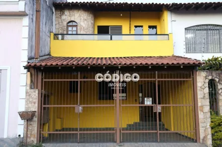 Sobrado com 3 Quartos para alugar, 180m² no Jardim Bom Clima, Guarulhos