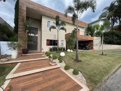 Casa com 6 Quartos à venda, 586m² no Jardins Paris, Goiânia