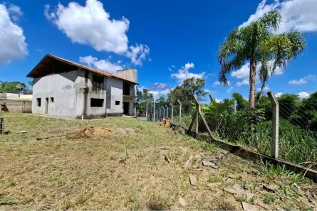 Sobrado com 3 Quartos à venda, 300m² no Loteamento Jardim Placidolândia, Serra Negra