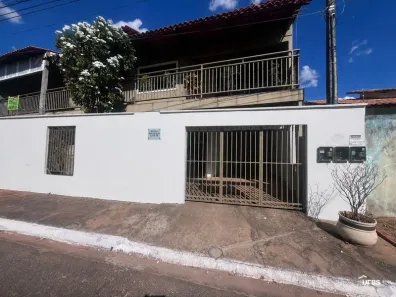 Casa com 2 Quartos para alugar, 80m² no Plano Diretor Sul, Palmas