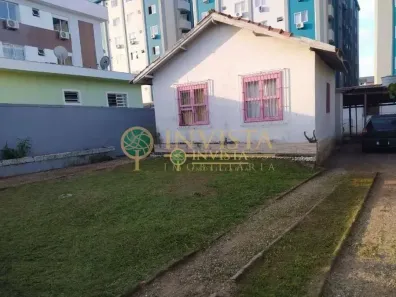 Lote/Terreno à venda, 334m² no Barreiros, São José
