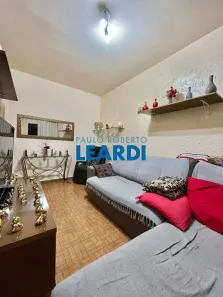 Casa com 5 Quartos à venda, 244m² no Vila Bertioga, São Paulo