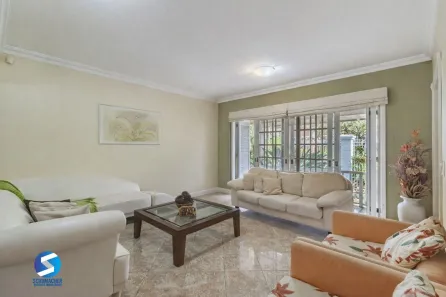 Casa com 4 Quartos à venda, 453m² no Jardim Itu, Porto Alegre