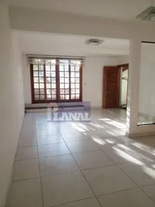 Sobrado com 3 Quartos para alugar, 230m² no Indianópolis, São Paulo