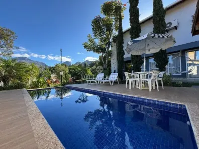 Casa com 4 Quartos à venda, 500m² no Golfe, Teresópolis