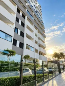 Apartamento com 3 Quartos à venda, 100m² no Balneário, Florianópolis