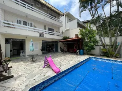 Casa de Condomínio com 3 Quartos à venda, 340m² no São Paulo II, Cotia