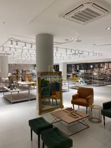 Ponto Comercial com 1 Quarto para alugar, 300m² no Centro, Curitiba
