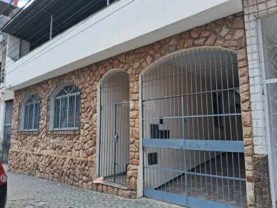 Casa com 4 Quartos à venda, 254m² no São Mateus, Juiz de Fora