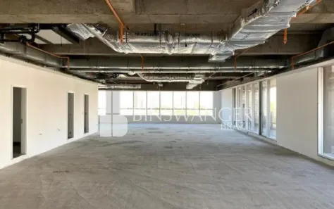 Sala Comercial para alugar, 256m² no Vila Gertrudes, São Paulo