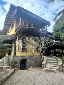Sobrado com 4 Quartos à venda, 200m² no Engenho D Água, Ilhabela