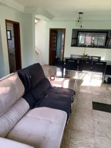 Casa com 3 Quartos à venda, 220m² no Vila Jardini, Sorocaba