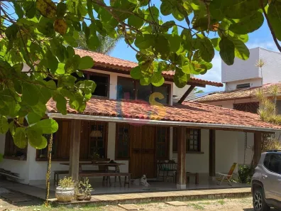 Casa com 4 Quartos à venda, 280m² no Olivença, Ilhéus