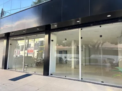 Ponto Comercial para alugar, 95m² no Centro, Santarém