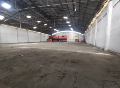 Galpão/Depósito/Armazém com 3 Quartos à venda, 2500m² no Praca da Bandeira, Araruama