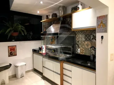 Casa de Condomínio com 3 Quartos para alugar, 235m² no Vila Mariza Mazzei, São Paulo