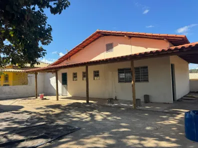 Fazenda/Sítio com 2 Quartos à venda, 1350m² no , Jaboticatubas