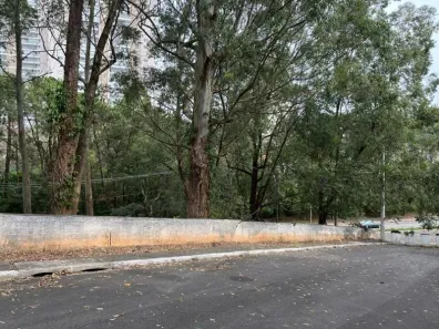 Lote/Terreno à venda, 602m² no Parque dos Príncipes, São Paulo