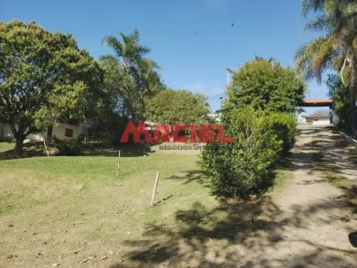 Fazenda/Sítio com 5 Quartos à venda, 330m² no Jardim Santa Hermínia, São José dos Campos