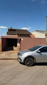 Casa com 2 Quartos à venda, 90m² no Jardim Veneza, Aparecida de Goiânia