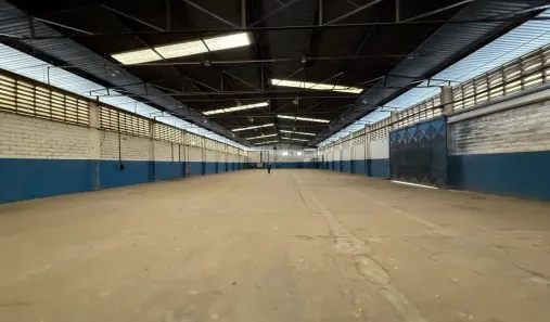 Galpão/Depósito/Armazém para alugar, 1600m² no Jardim Califórnia, Barueri
