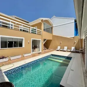 Casa de Condomínio com 6 Quartos para alugar, 550m² no Barra da Tijuca, Rio de Janeiro